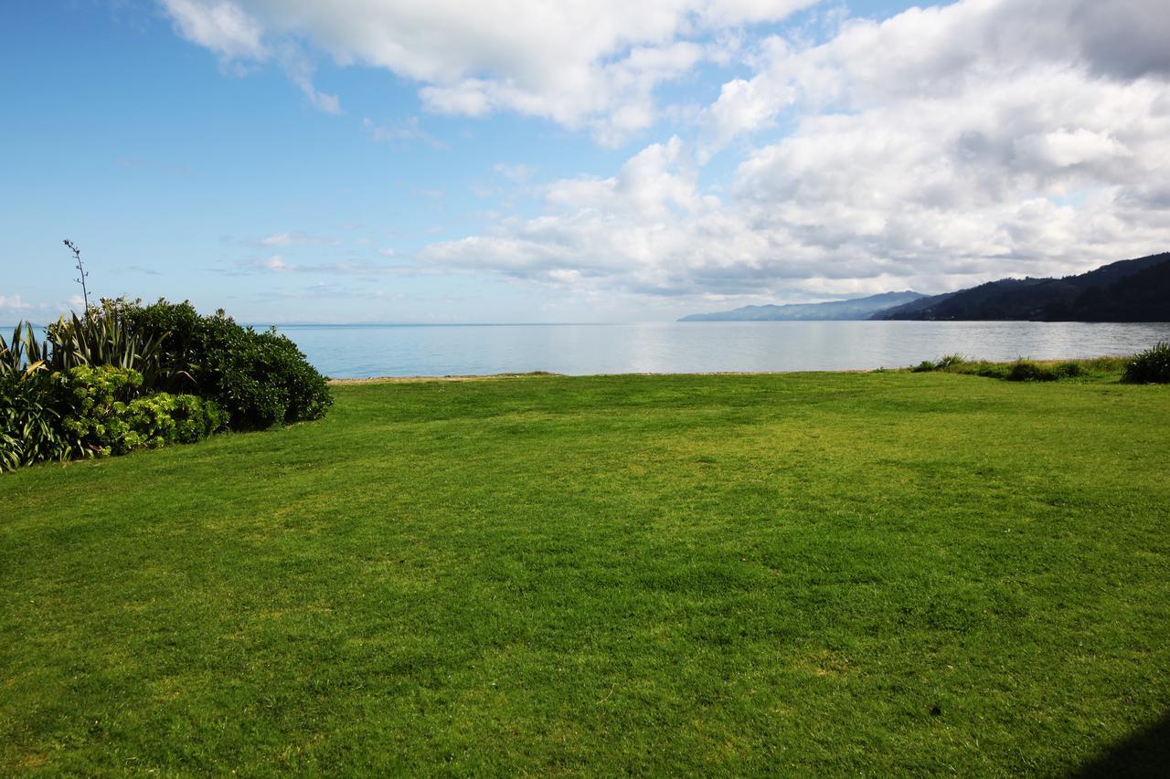 Te Puru Beach Lodge Exterior foto