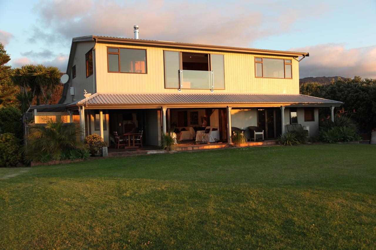 Te Puru Beach Lodge Exterior foto