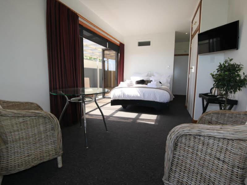 Te Puru Beach Lodge Exterior foto